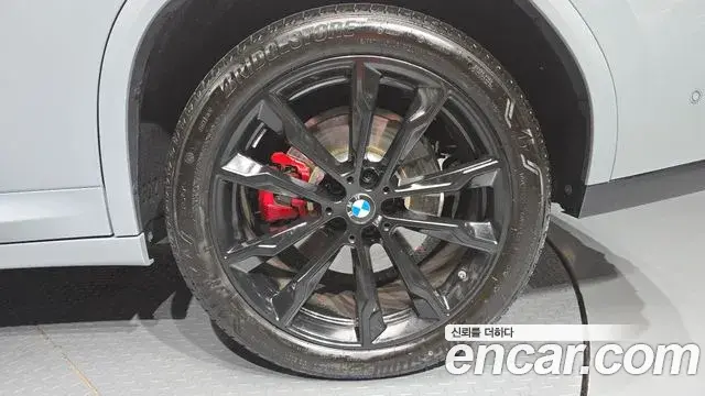 BMW X4 2025 — Şəkil 3/33