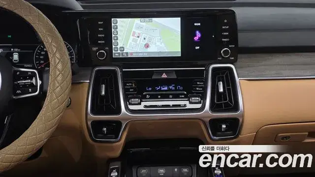 Kia Sorento 2022 — Фото 14/20