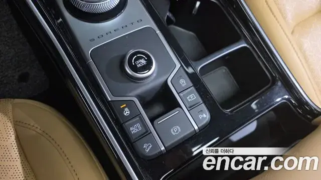 Kia Sorento 2022 — Фото 20/20