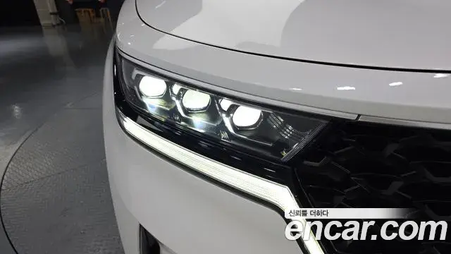 Kia Sorento 2022 — Şəkil 5/35