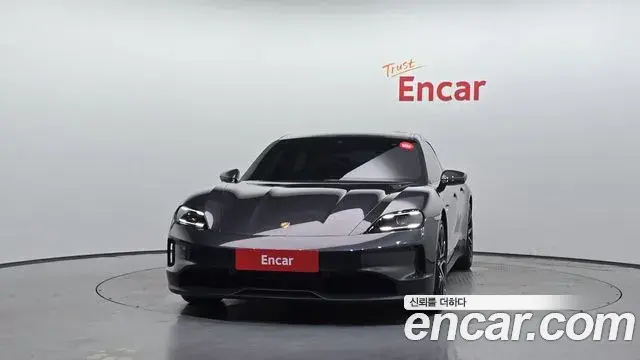 Porsche Taycan 2025 — ფოტო 10/37