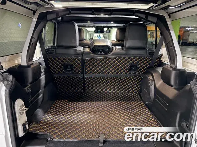 Jeep Wrangler 2024 — Şəkil 7/20
