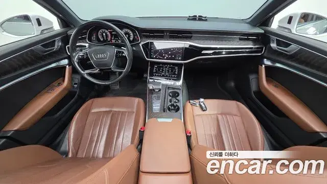 Audi A6 2021 — Photo 36/37