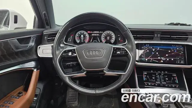 Audi A6 2021 — Photo 2/37