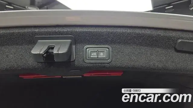 Audi A6 2021 — Photo 20/37