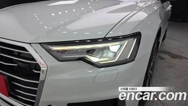 Audi A6 2021 — Photo 10/37