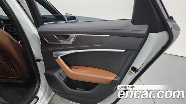 Audi A6 2021 — Photo 30/37