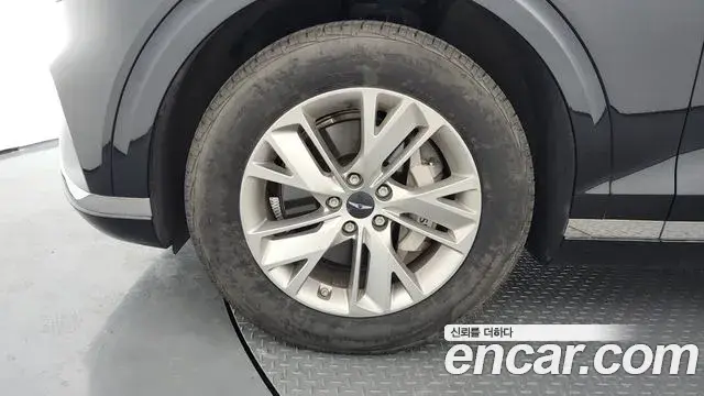 Genesis GV70 2024 — ფოტო 31/32