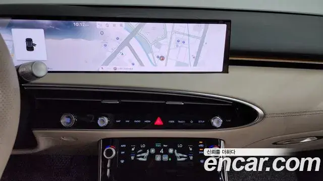 Genesis GV70 2024 — ფოტო 19/32