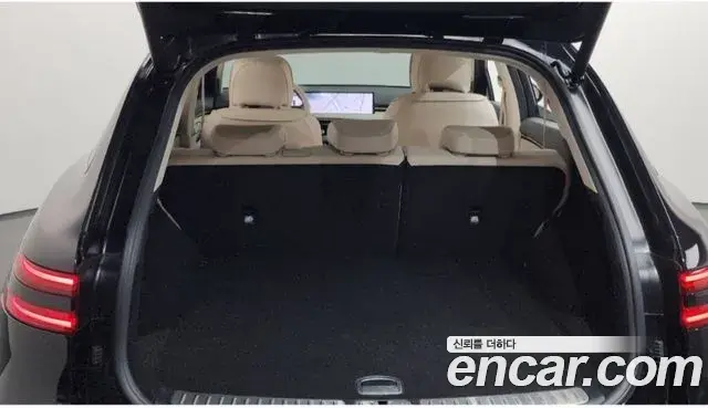 Genesis GV70 2024 — ფოტო 18/32