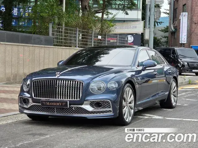 Bentley Flying Spur 2021 — ფოტო 2/20