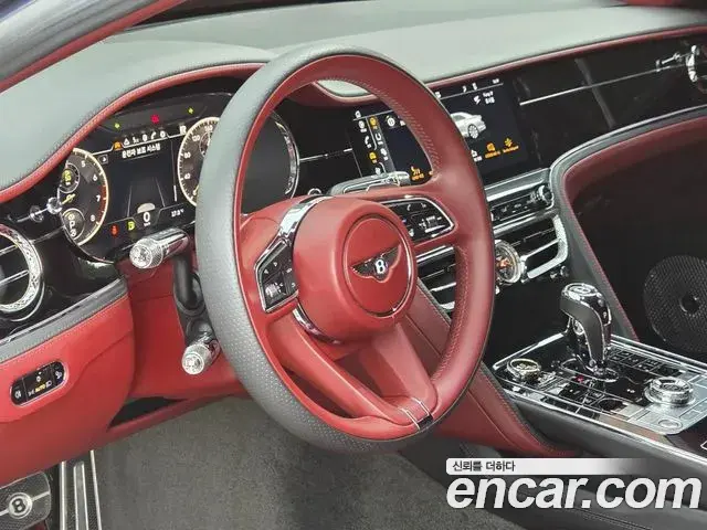 Bentley Flying Spur 2021 — ფოტო 16/20