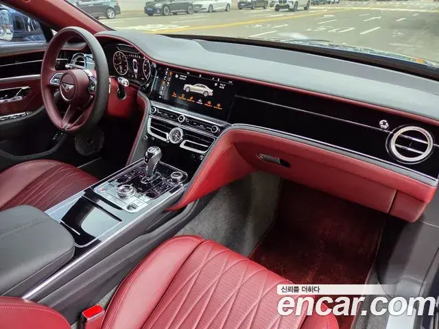 Bentley Flying Spur 2021 — ფოტო 3/20