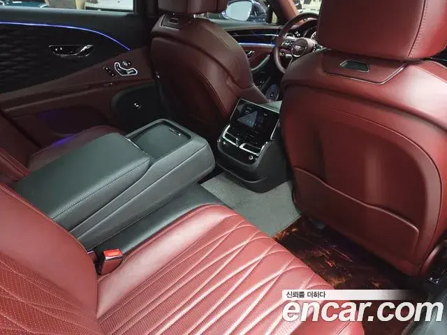 Bentley Flying Spur 2021 — ფოტო 1/20