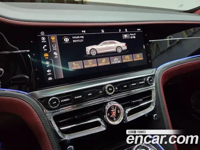 Bentley Flying Spur 2021 — ფოტო 8/20