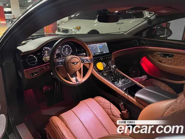Bentley Continental GT 2020 — Şəkil 8/16
