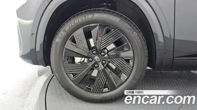 Renault Samsung Grand Koleos 2025 — Photo 4/20
