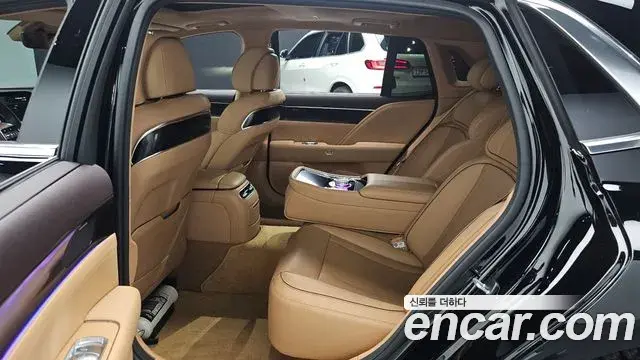 Genesis G90 2022 — Şəkil 18/39