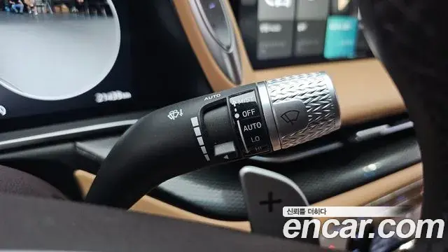 Genesis G90 2022 — Şəkil 33/39