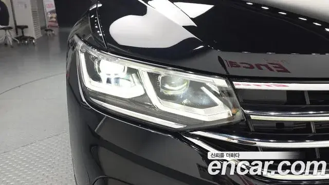 Volkswagen Tiguan Allspace 2023 — Photo 12/31