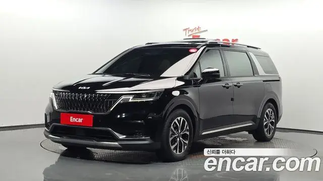 Kia Carnival 2023 — Photo 1/20