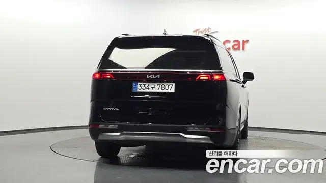 Kia Carnival 2023 — Photo 4/20