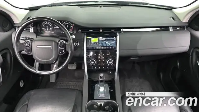 Land Rover Discovery Sport 2020 — ფოტო 3/20