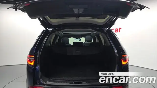 Land Rover Discovery Sport 2020 — ფოტო 1/20