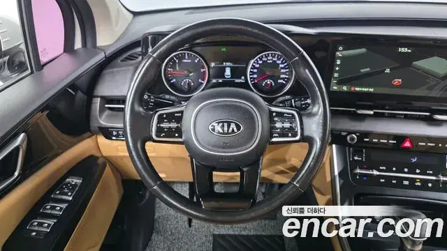 Kia Carnival 2021 — Фото 14/20