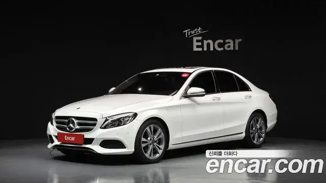 Mercedes-Benz C-Class 2018 — Фото 9/20