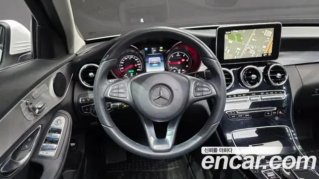 Mercedes-Benz C-Class 2018 — Фото 13/20