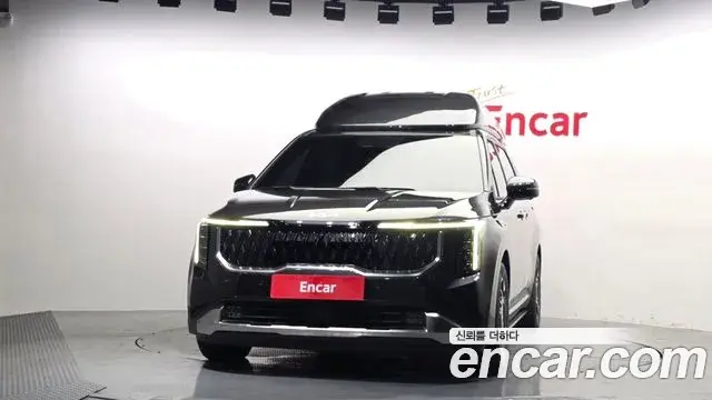 Kia Carnival 2025 — Фото 2/20