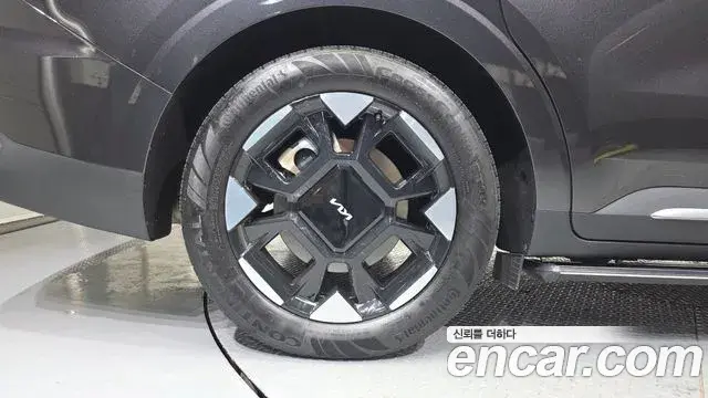 Kia Carnival 2025 — Фото 4/20