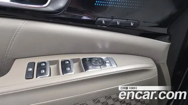 Kia Carnival 2025 — Şəkil 22/42