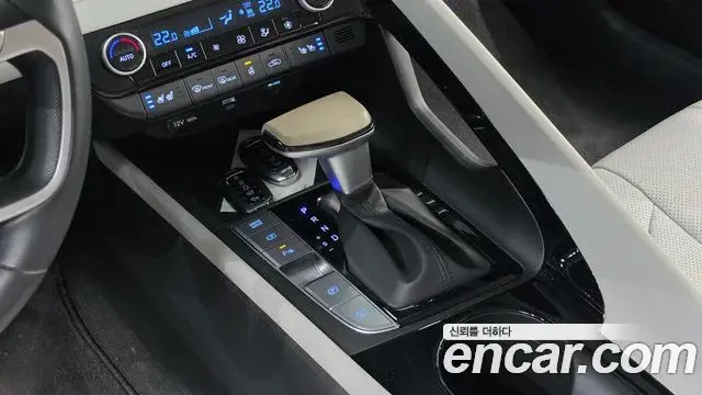 Hyundai Avante 2022 — Фото 8/20
