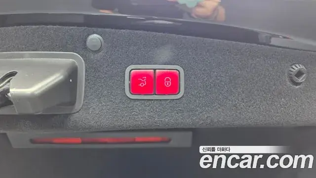 Mercedes-Benz S-Class 2018 — Photo 27/38