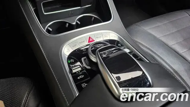 Mercedes-Benz S-Class 2018 — Photo 14/38
