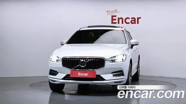 Volvo XC60 2018 — Фото 3/20