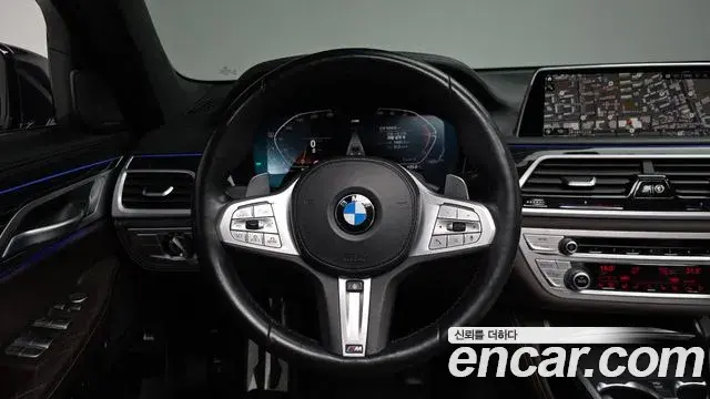 BMW 7 Series 2021 — Фото 12/20