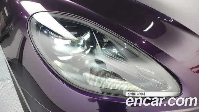Porsche Macan 2020 — Şəkil 28/34