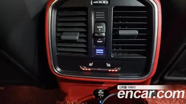 Porsche Macan 2020 — Şəkil 19/34