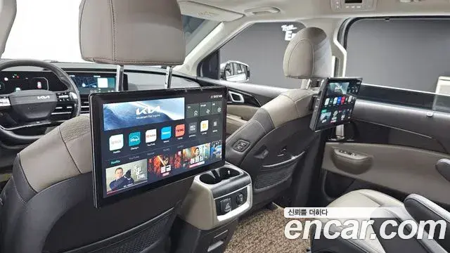 Kia Carnival 2024 — ფოტო 12/30