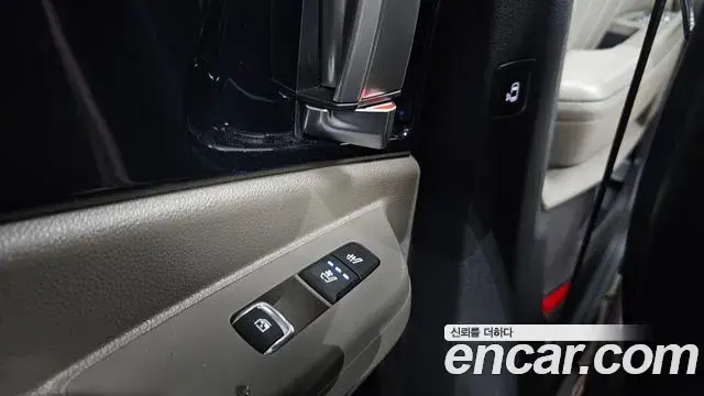 Kia Carnival 2024 — ფოტო 11/30