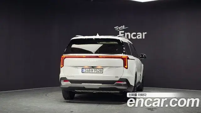 Kia Carnival 2025 — ფოტო 13/43