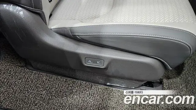 Kia Carnival 2025 — ფოტო 38/43