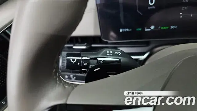Kia Carnival 2025 — ფოტო 5/43