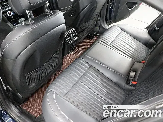 Genesis G70 2019 — Şəkil 14/20