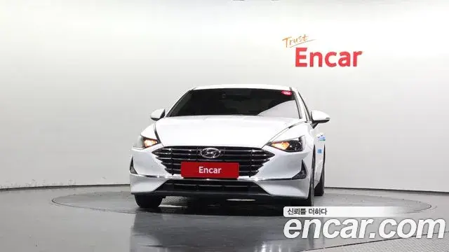 Hyundai Sonata 2019 — Фото 3/20