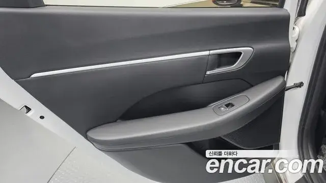 Hyundai Sonata Hybrid 2019 — ფოტო 8/30