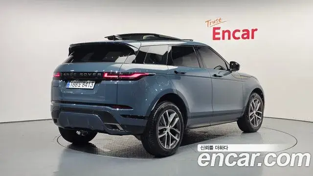 Land Rover Range Rover Evoque 2024 — Фото 2/20